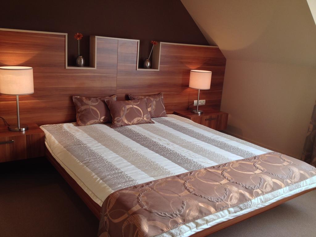 Alfa Hotel Győr Værelse billede