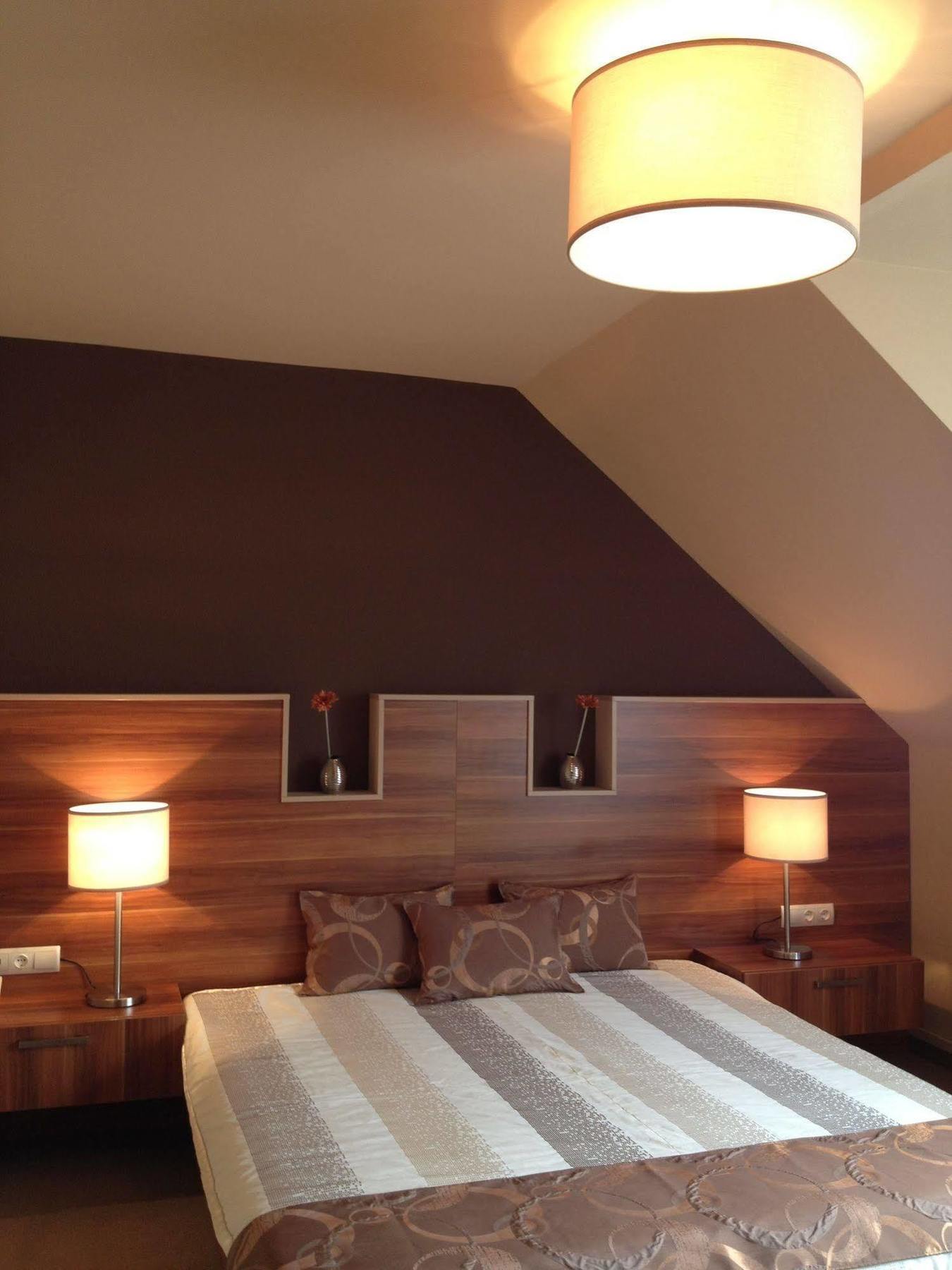 Alfa Hotel Győr Eksteriør billede